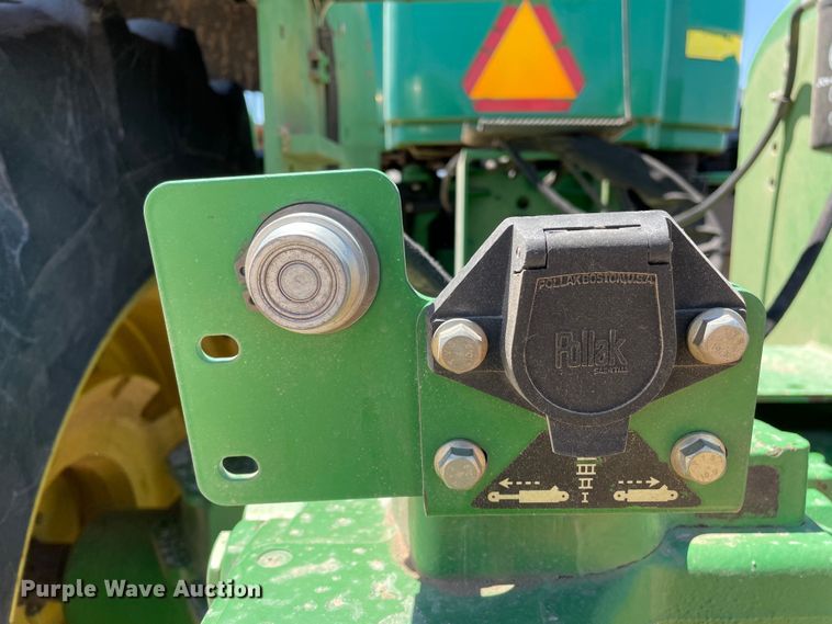 image for item DN4649 2000 John Deere 9200  4WD tractor