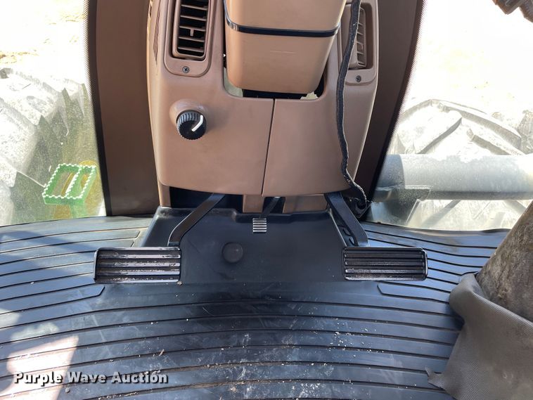 image for item DN4649 2000 John Deere 9200  4WD tractor