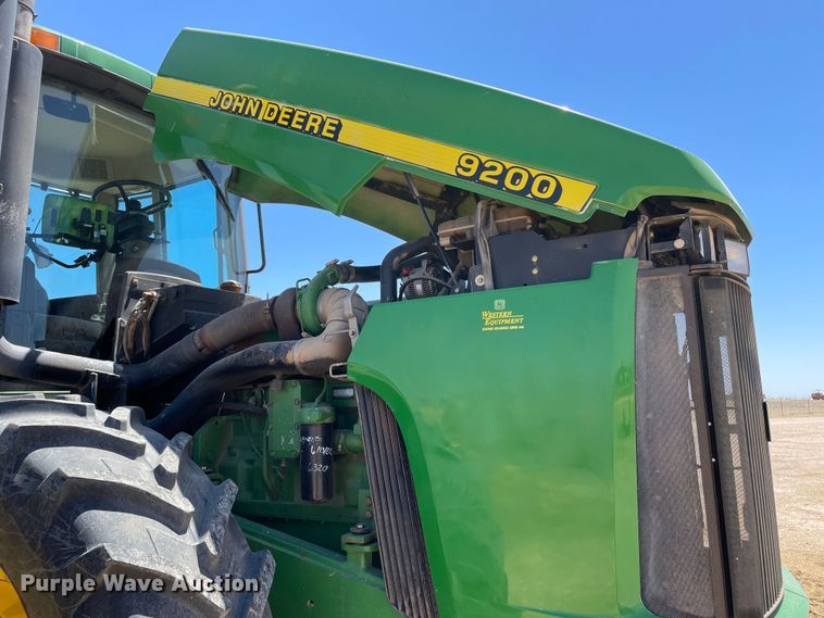 image for item DN4649 2000 John Deere 9200  4WD tractor