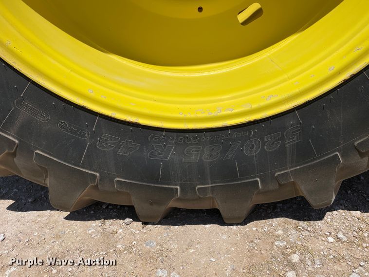 image for item DN4649 2000 John Deere 9200  4WD tractor