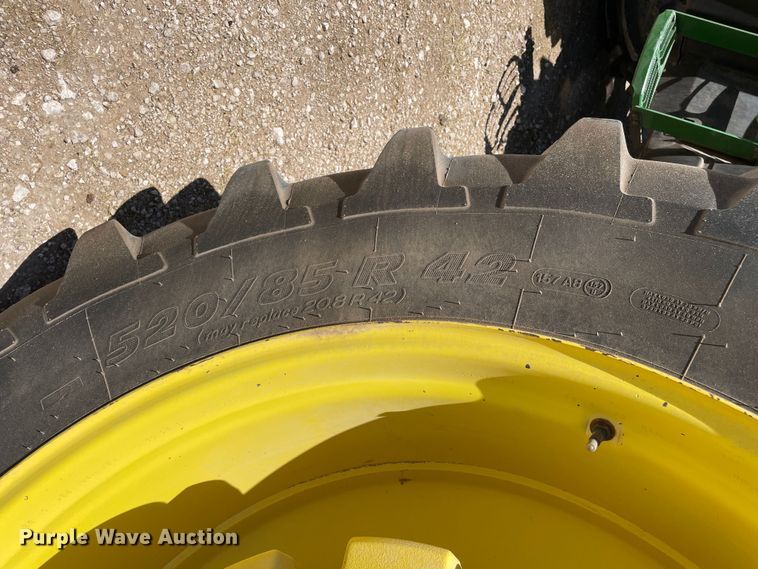 image for item DN4649 2000 John Deere 9200  4WD tractor