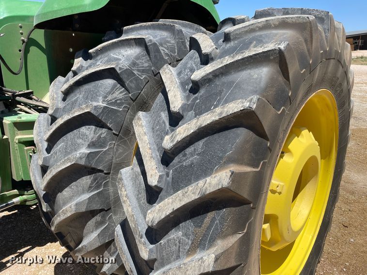 image for item DN4649 2000 John Deere 9200  4WD tractor