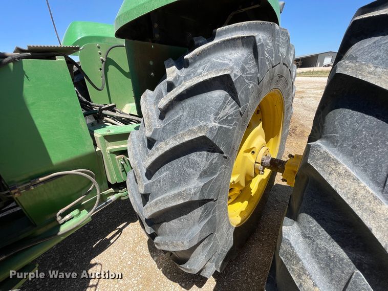 image for item DN4649 2000 John Deere 9200  4WD tractor