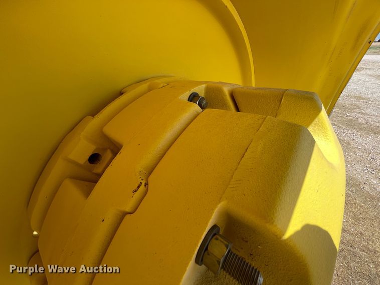 image for item DN4649 2000 John Deere 9200  4WD tractor