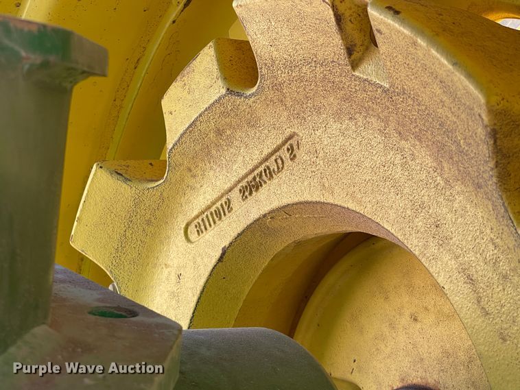 image for item DN4649 2000 John Deere 9200  4WD tractor