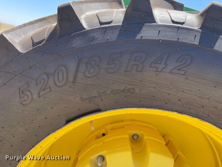 image for item DN4649 2000 John Deere 9200  4WD tractor