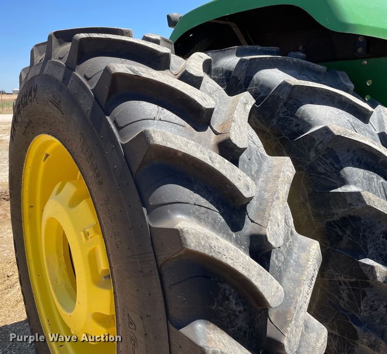 image for item DN4649 2000 John Deere 9200  4WD tractor