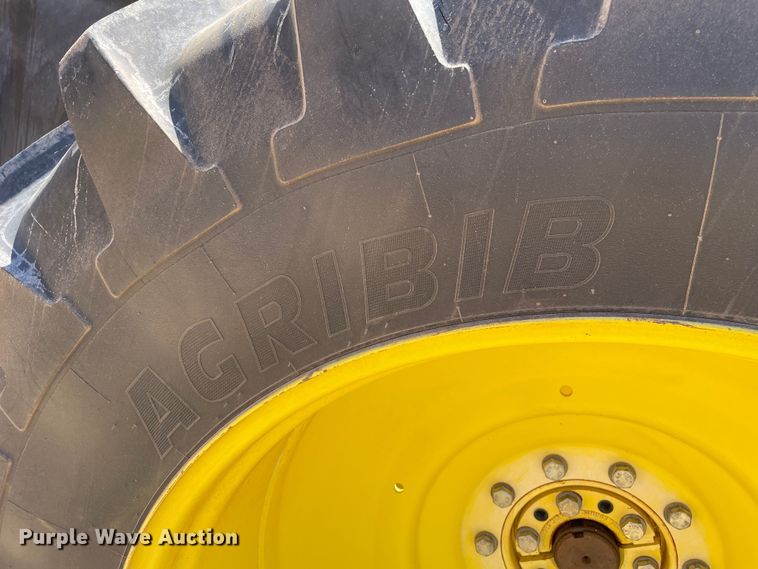 image for item DN4649 2000 John Deere 9200  4WD tractor