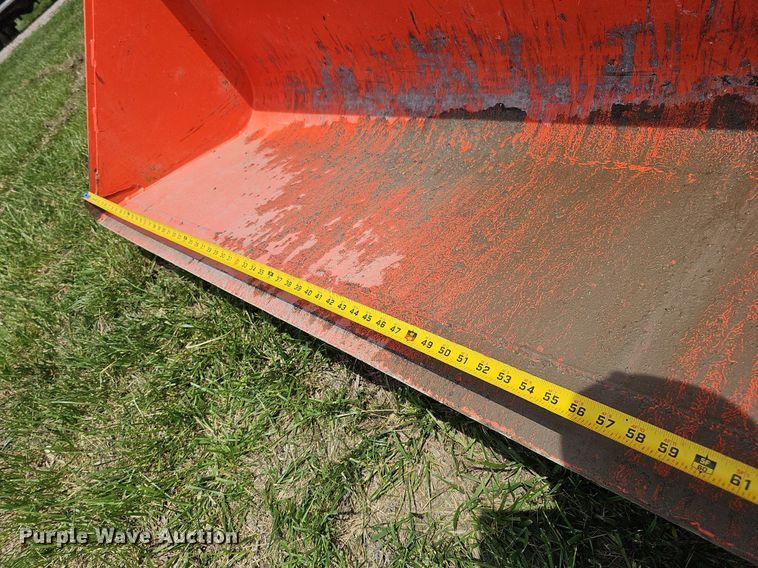 image for item DO4385 Kubota M7060D  MFWD tractor