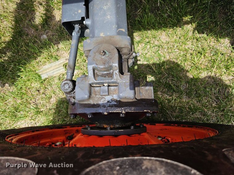 image for item DO4385 Kubota M7060D  MFWD tractor