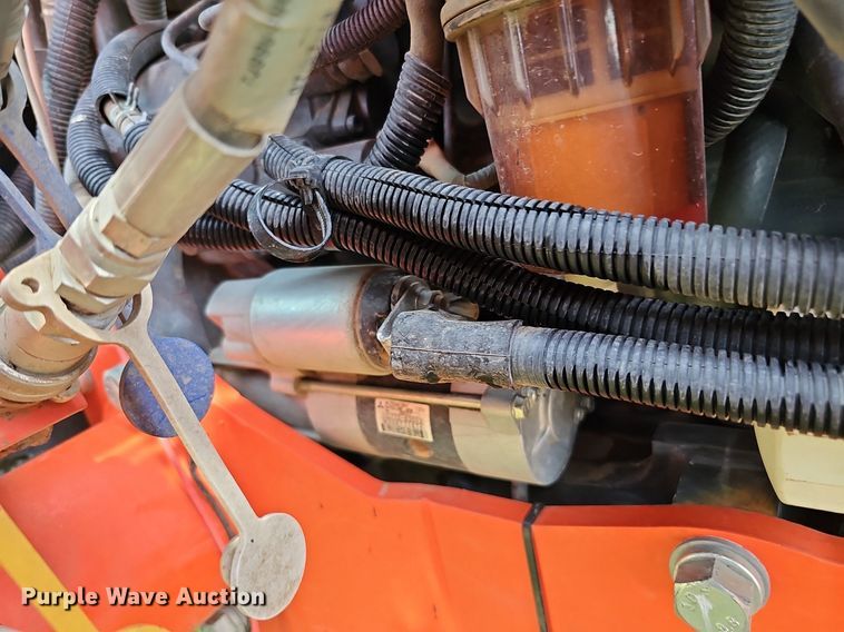 image for item DO4385 Kubota M7060D  MFWD tractor