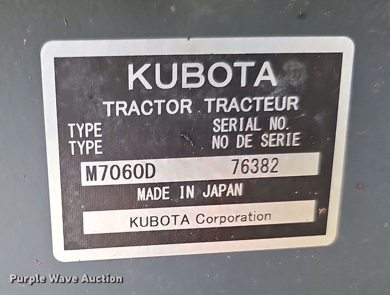 image for item DO4385 Kubota M7060D  MFWD tractor