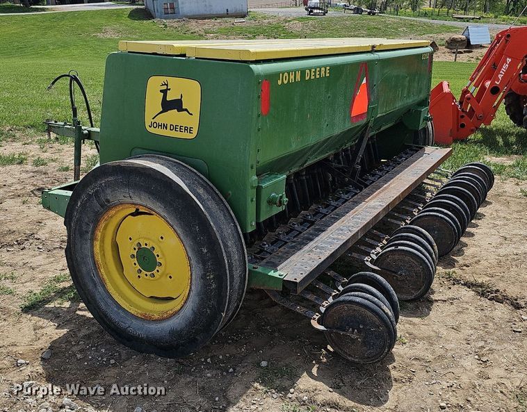 image for item DO4386 John Deere 8350  grain drill