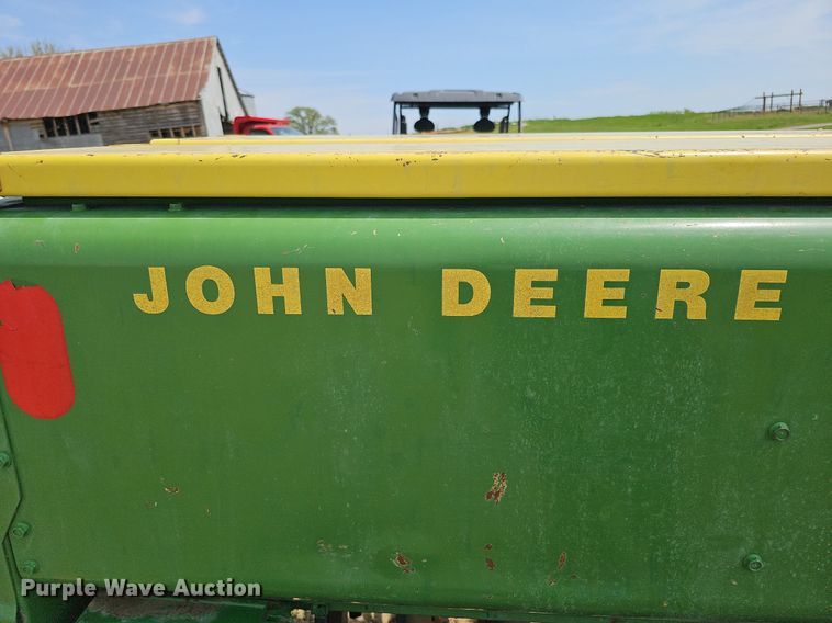 image for item DO4386 John Deere 8350  grain drill