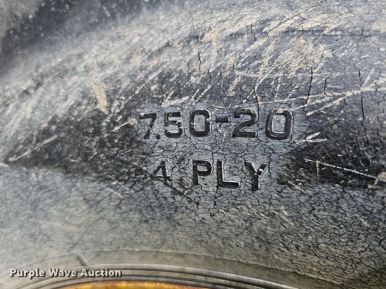 image for item DO4386 John Deere 8350  grain drill