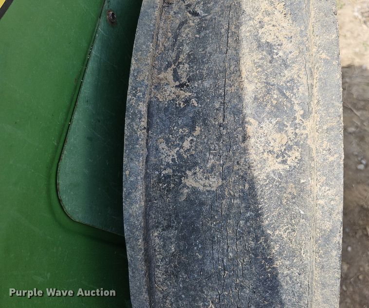 image for item DO4386 John Deere 8350  grain drill