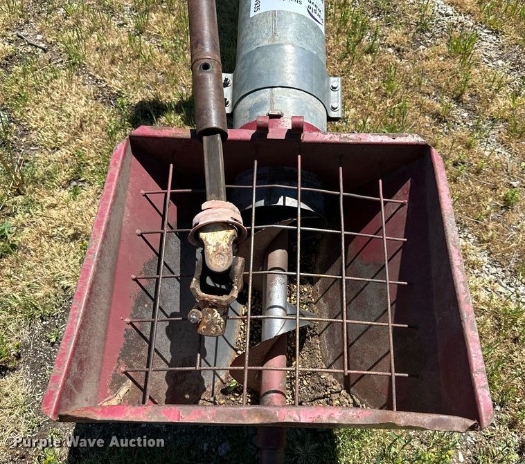 image for item DO4935 Hutchinson  auger