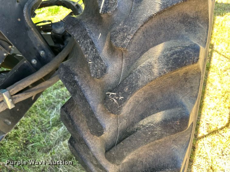 image for item DO4938 2006 Gleaner R65  combine