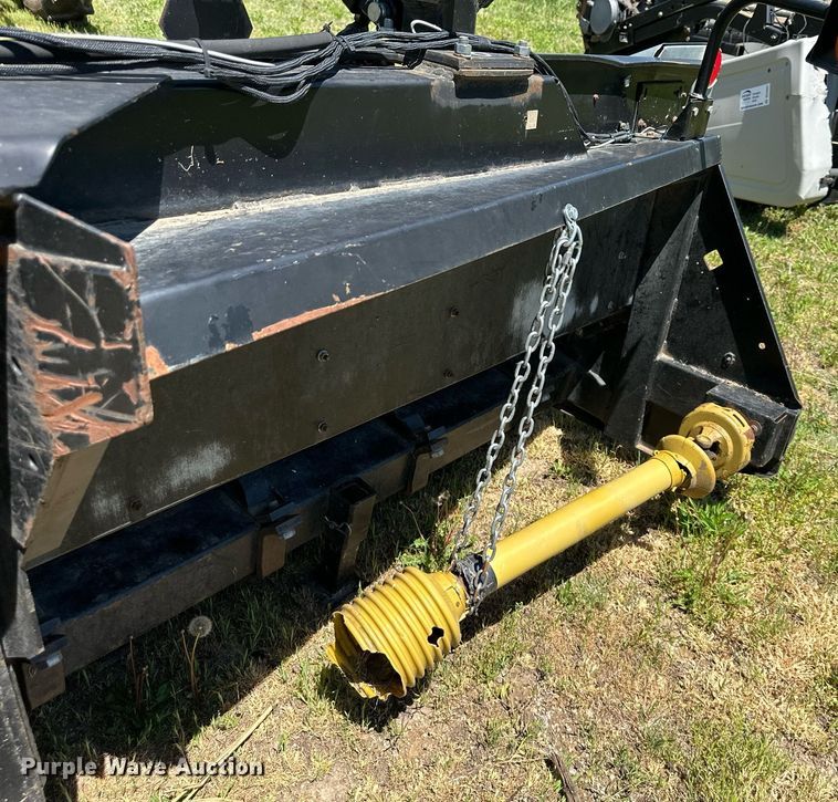 image for item DO4939 AGCO  corn head