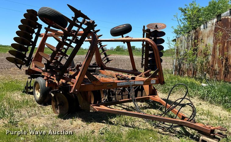 image for item DO4942 Allis Chalmers 2500D  tandem disk