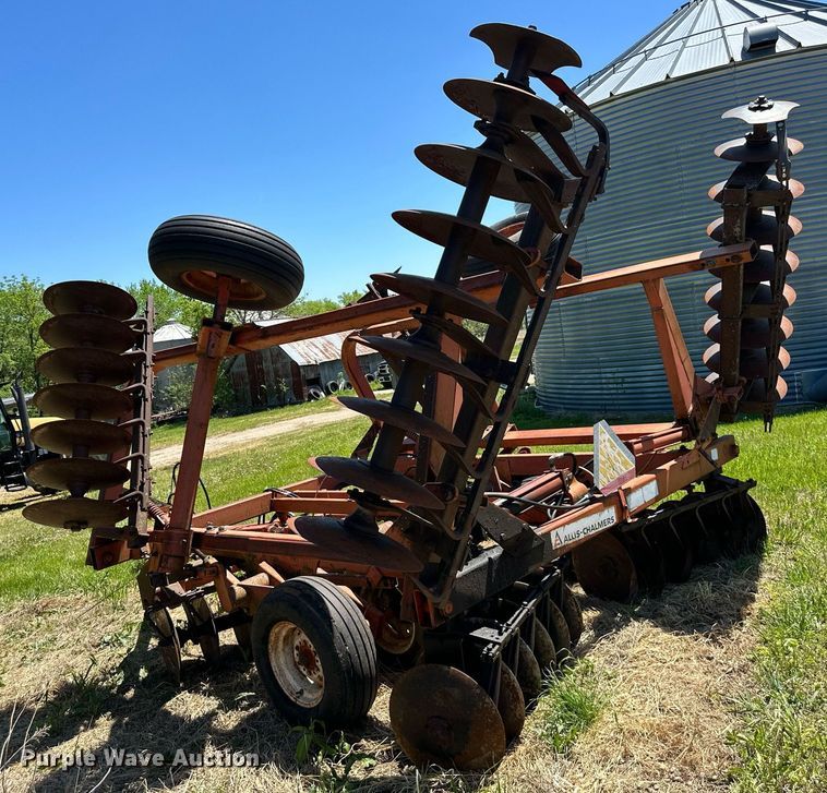 image for item DO4942 Allis Chalmers 2500D  tandem disk