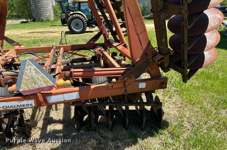 image for item DO4942 Allis Chalmers 2500D  tandem disk