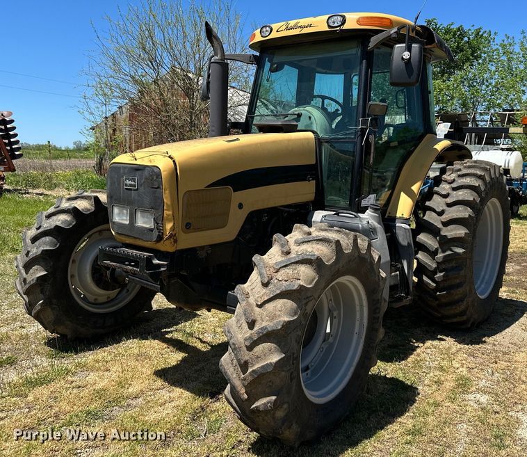 image for item DO4943 2004 Challenger MT545B  MFWD tractor