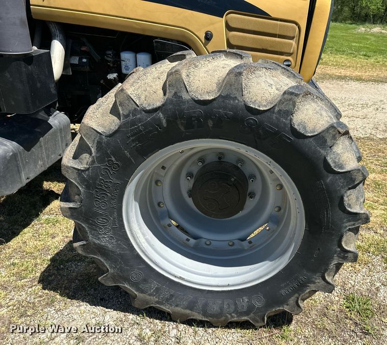 image for item DO4943 2004 Challenger MT545B  MFWD tractor