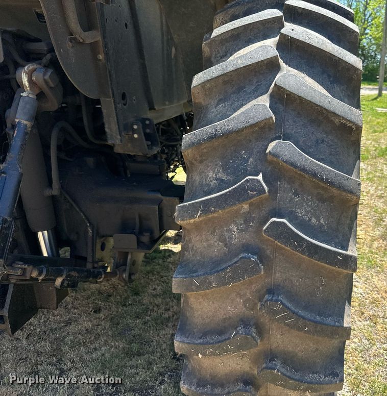 image for item DO4943 2004 Challenger MT545B  MFWD tractor