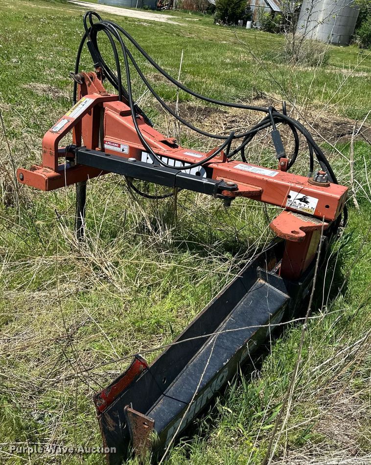 image for item DO4944 Rhino R950  blade