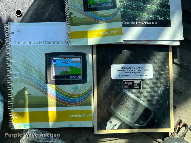 image for item DO4947 2006 Apache AS710  sprayer