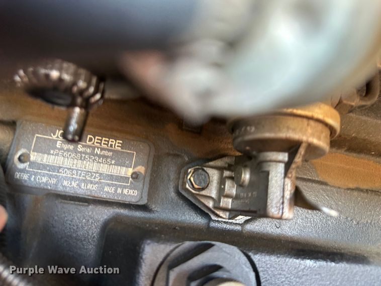 image for item DO4947 2006 Apache AS710  sprayer