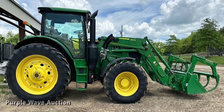image for item DO5011 2017 John Deere 6175R  MFWD tractor