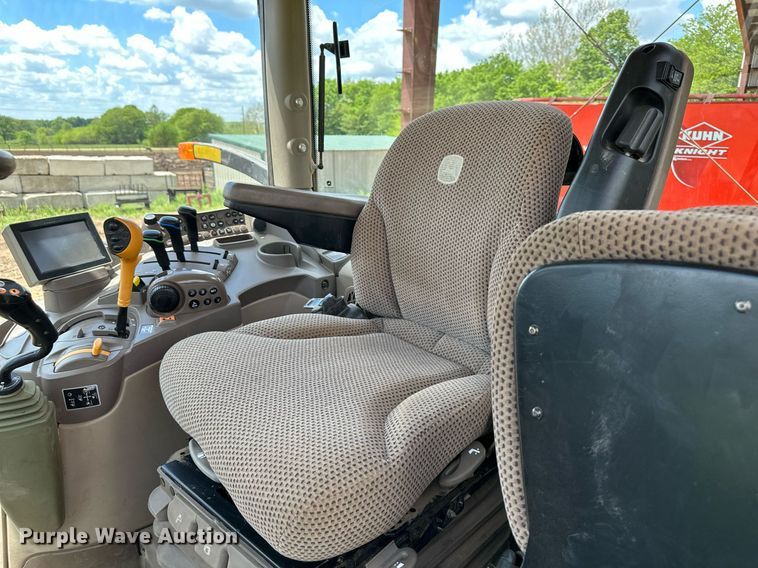 image for item DO5011 2017 John Deere 6175R  MFWD tractor