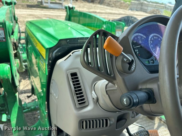 image for item DO5011 2017 John Deere 6175R  MFWD tractor