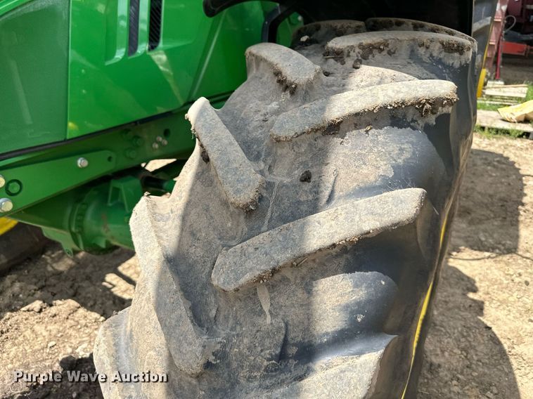 image for item DO5011 2017 John Deere 6175R  MFWD tractor