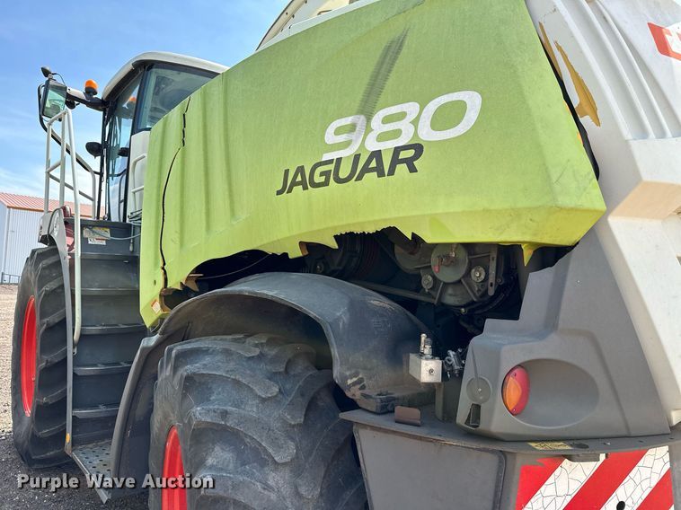 image for item DP3107 2008 Claas Jaguar 980  forage harvester