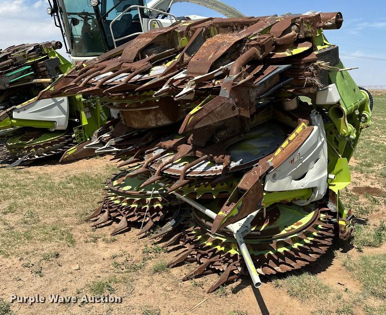 image for item DP3108 2014 Claas Orbis 750  rotary forage head