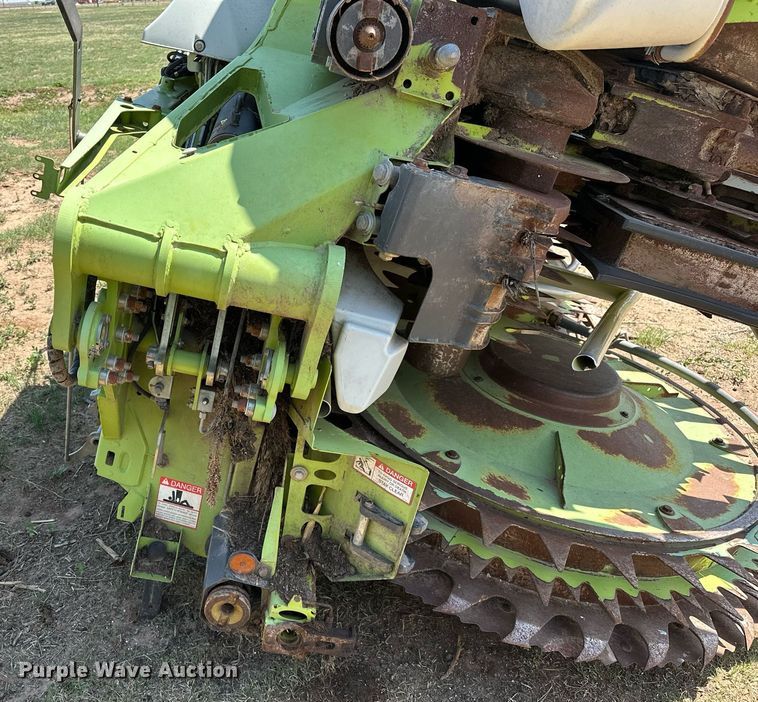 image for item DP3108 2014 Claas Orbis 750  rotary forage head