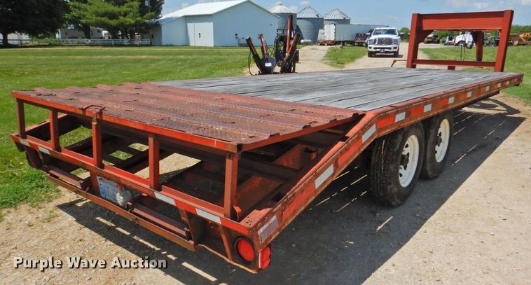 image for item DP4844 1989 Hillsboro  equipment trailer