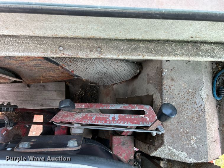 image for item DR4621 1964 International 806  tractor