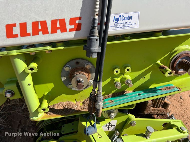 image for item DR5712 2014 Claas 380  pickup head