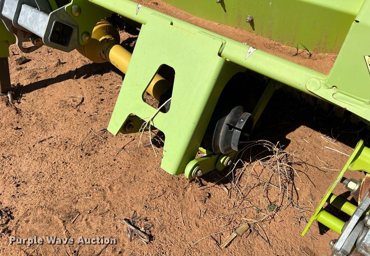 image for item DR5712 2014 Claas 380  pickup head