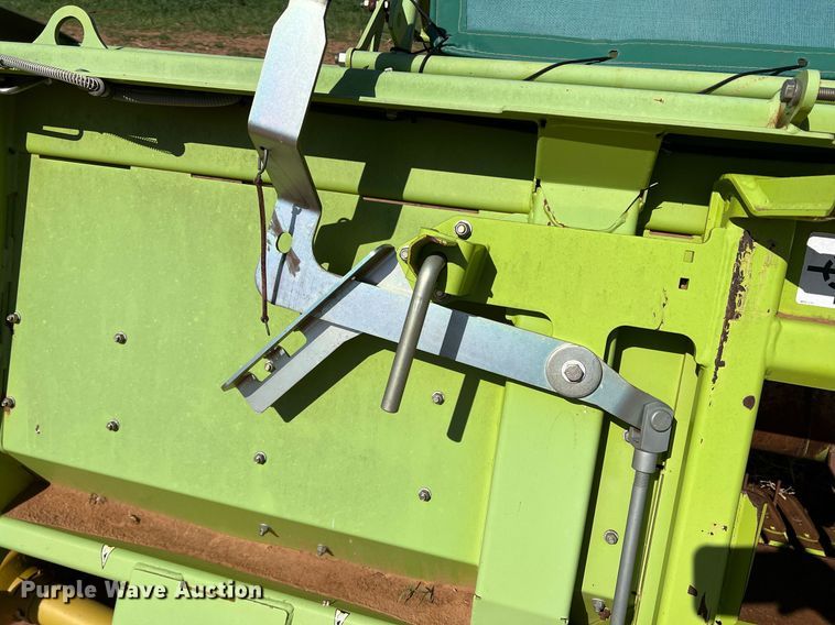 image for item DR5712 2014 Claas 380  pickup head