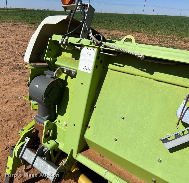 image for item DR5712 2014 Claas 380  pickup head