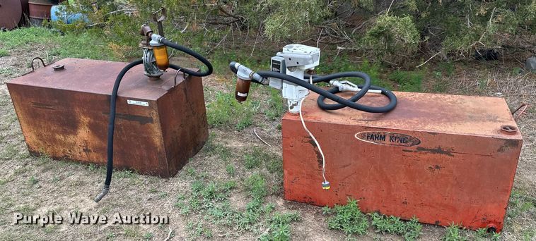 image for item KL9109 (2) fuel tanks