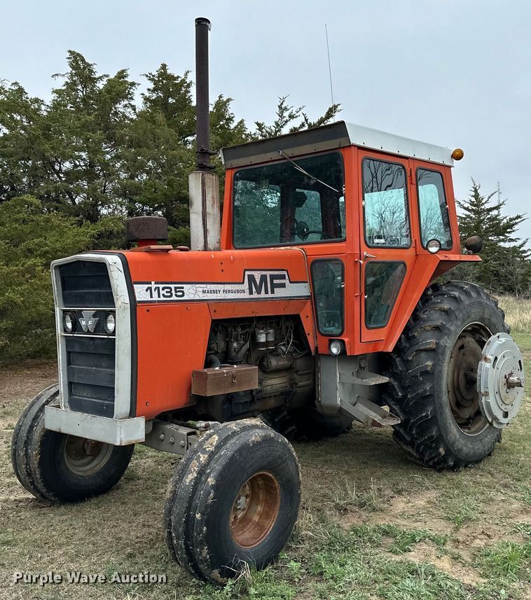 image for item KL9112 Massey Ferguson 1135  tractor