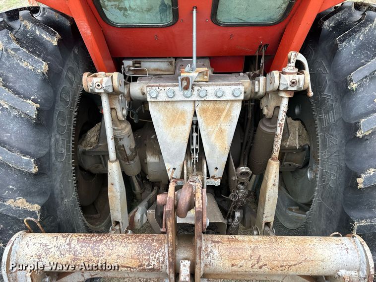 image for item KL9112 Massey Ferguson 1135  tractor