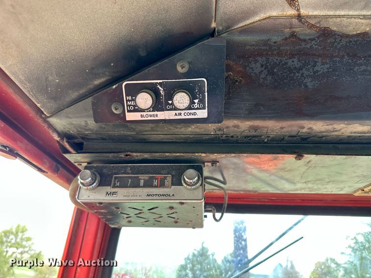 image for item KL9112 Massey Ferguson 1135  tractor