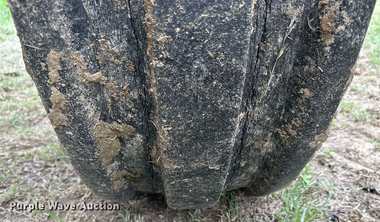 image for item KL9112 Massey Ferguson 1135  tractor